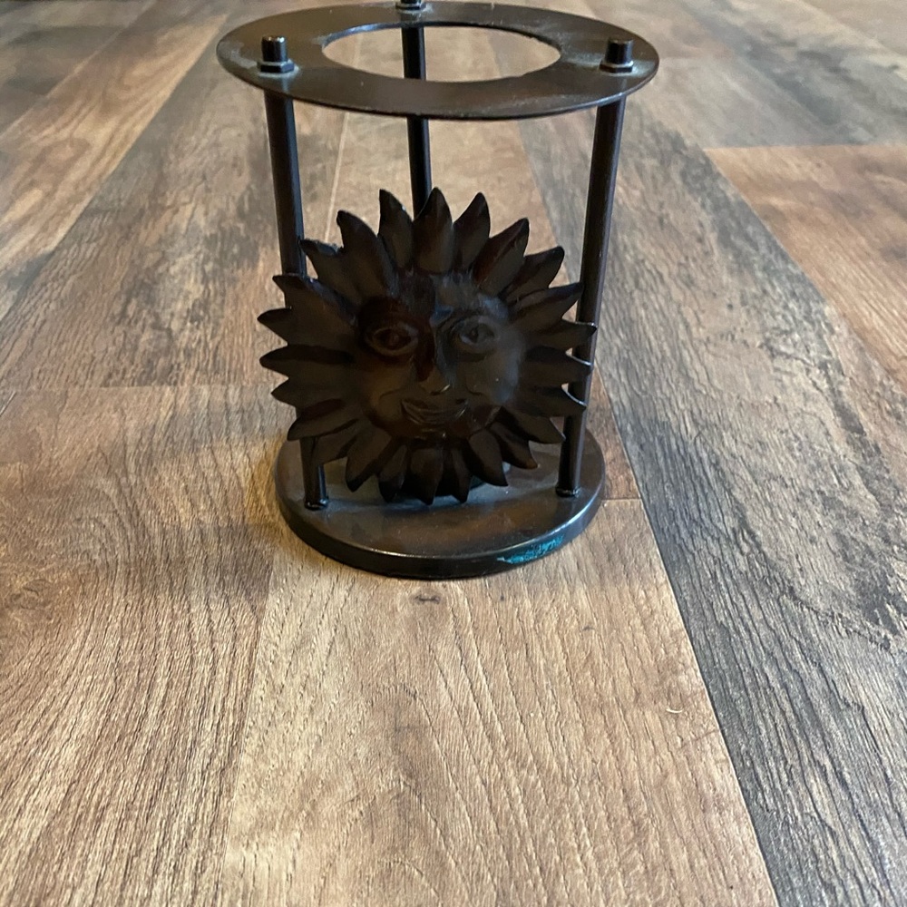 Candle holder